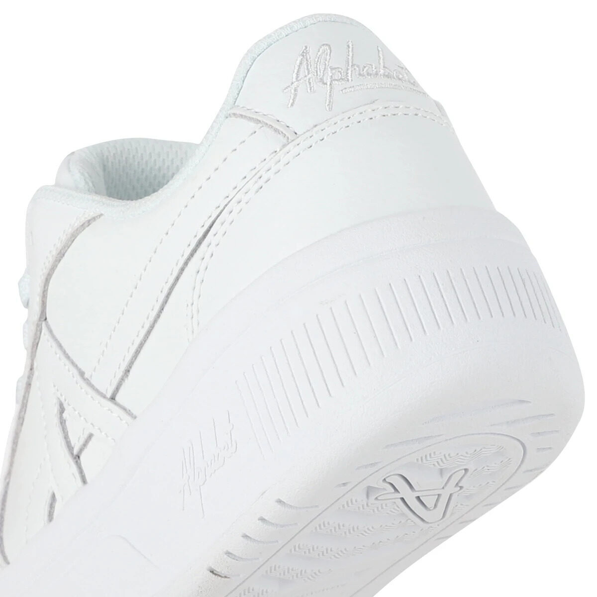 Cloud Studio 312 White — Detail